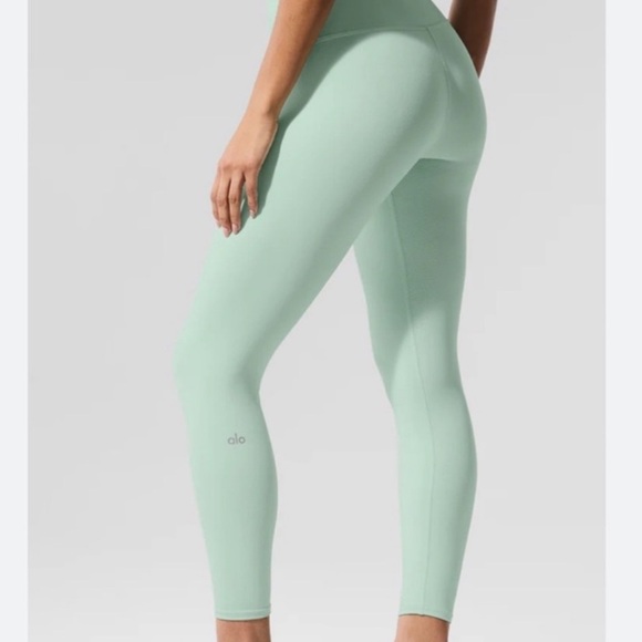 ALO Yoga Pants - Alo Leggings